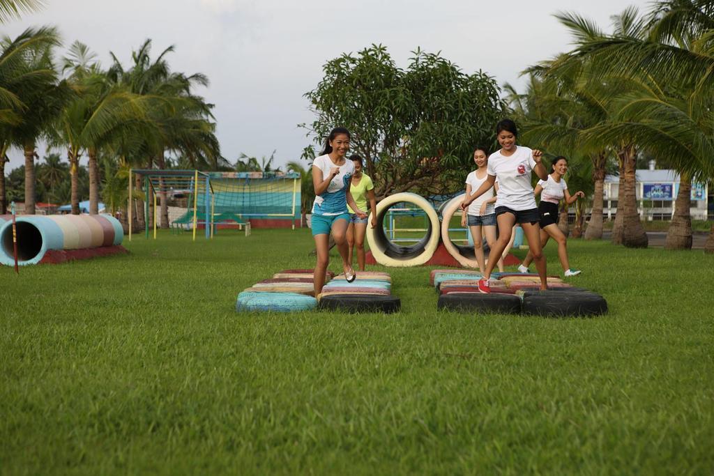 Mount Sea Resort Silang Exterior photo